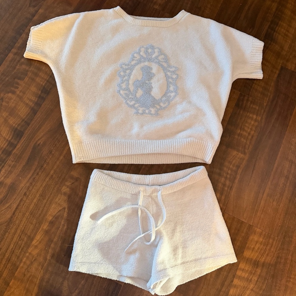 Barefoot Dreams x Disney CozyChic Princess Cinderella Lounge Set - Picture 7 of 12